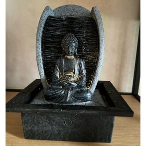 Buddha figur fontne med lys - Indendrs
